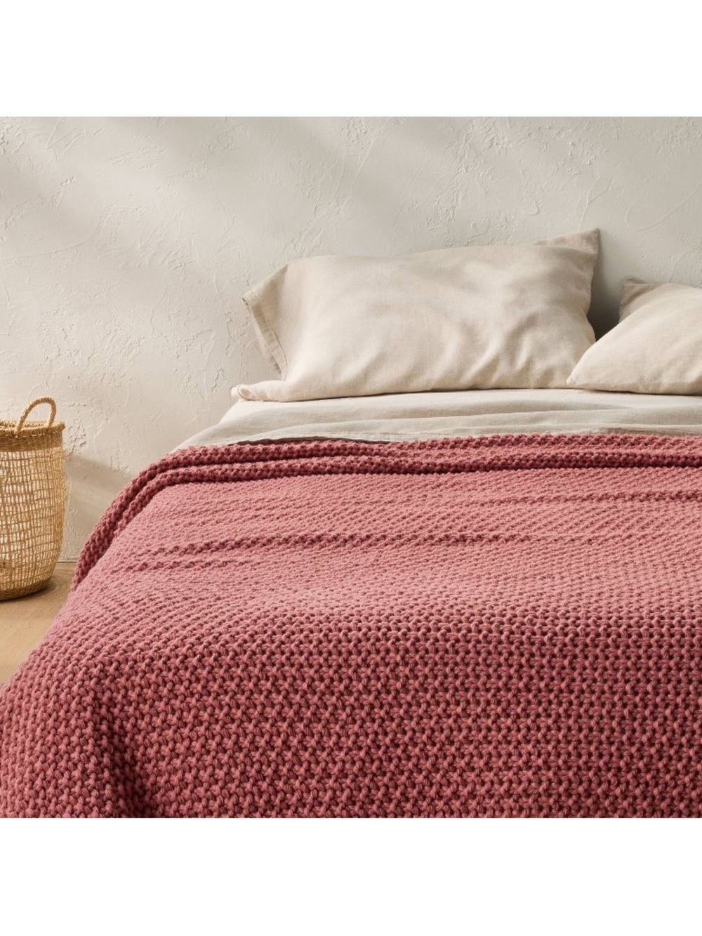 Casaluna F/Q Rose Chunky Knit Textured Blanket